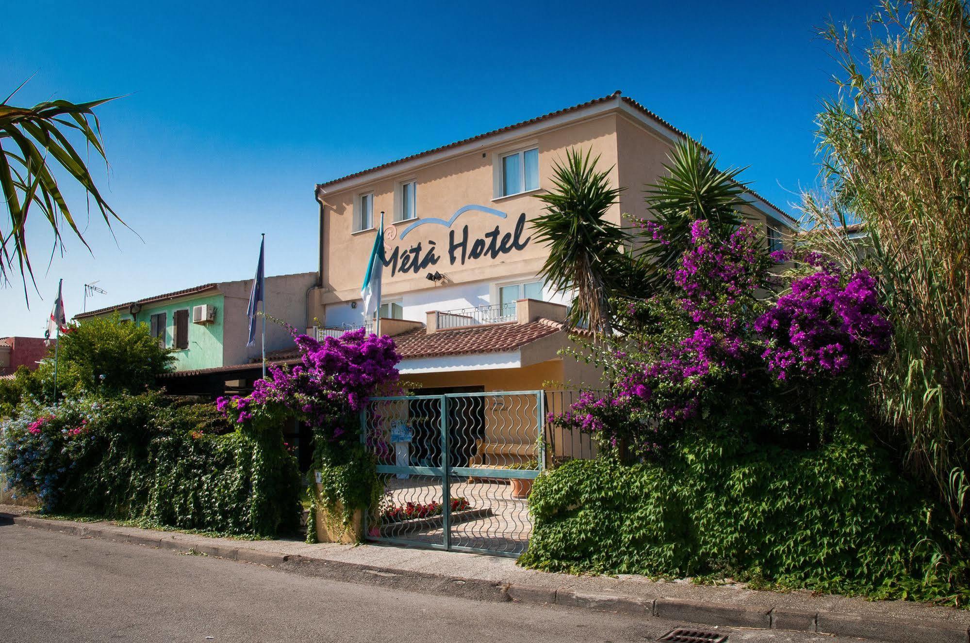 Meta Hotel Santa Teresa Gallura Exterior photo